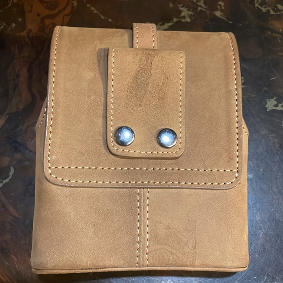 Bey Berk 5 oz. Stainless Steel Flask With Leather Case - Picture 10 of 15